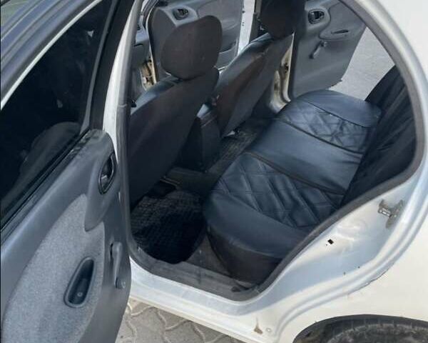 Дэу Сенс, объемом двигателя 1.3 л и пробегом 260 тыс. км за 1600 $, фото 5 на Automoto.ua