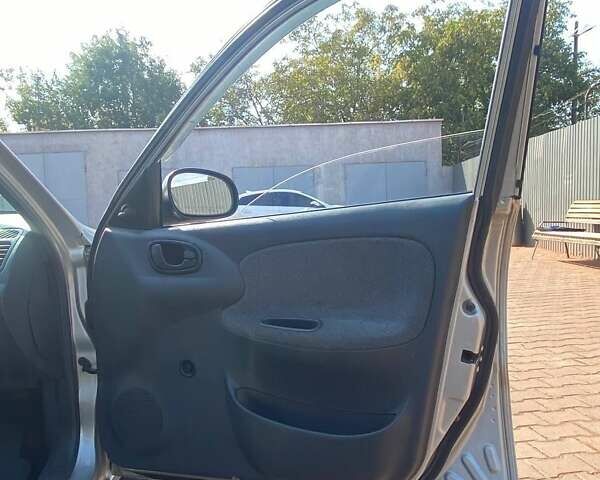 Дэу Сенс 2004 в Кривом Роге на Automoto.ua Дэу Сенс, объемом двигателя 1.3 л и пробегом 213 тыс. км за 1700 $, фото 5 на Automoto.ua