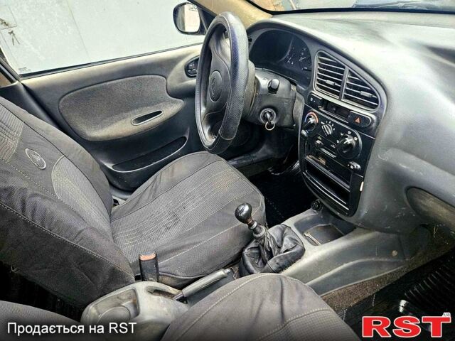 Дэу Сенс, объемом двигателя 1.3 л и пробегом 281 тыс. км за 1000 $, фото 5 на Automoto.ua