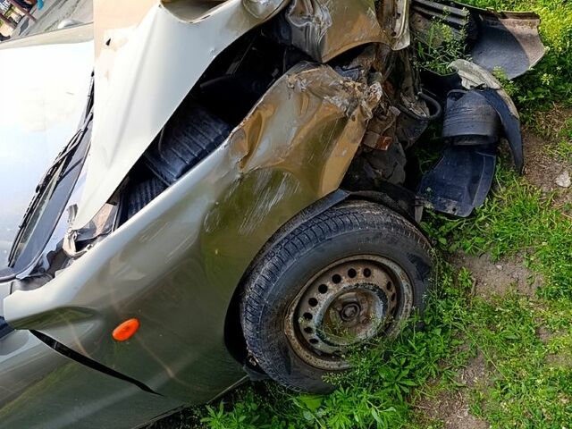 Дэу Сенс, объемом двигателя 1.3 л и пробегом 145 тыс. км за 650 $, фото 3 на Automoto.ua