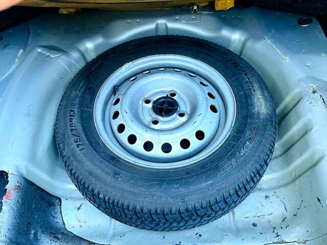 Дэу Сенс, объемом двигателя 1.3 л и пробегом 159 тыс. км за 1950 $, фото 2 на Automoto.ua