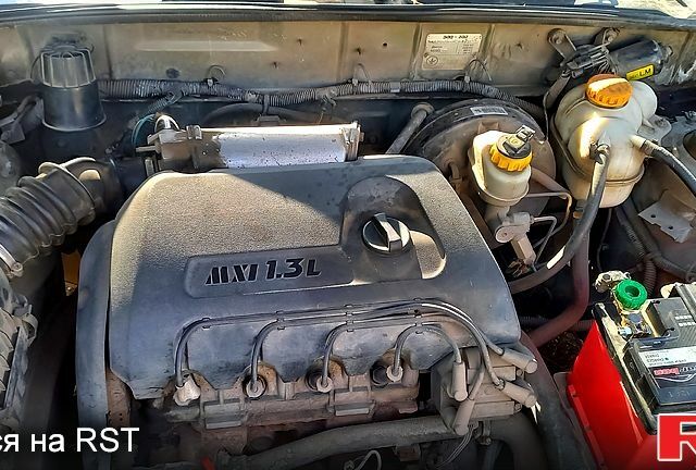 Дэу Сенс, объемом двигателя 13 л и пробегом 120 тыс. км за 1900 $, фото 2 на Automoto.ua