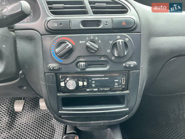 Дэу Сенс, объемом двигателя 1.3 л и пробегом 151 тыс. км за 1300 $, фото 12 на Automoto.ua