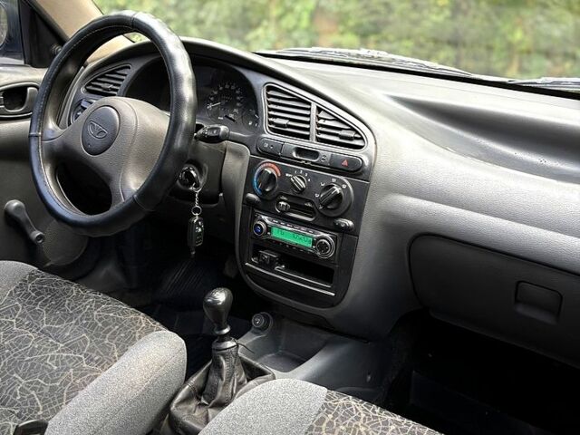 Дэу Сенс, объемом двигателя 1.3 л и пробегом 290 тыс. км за 1699 $, фото 4 на Automoto.ua