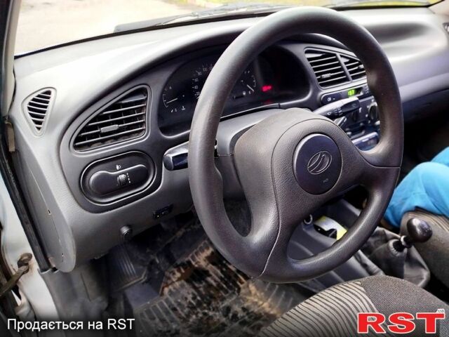 Дэу Сенс, объемом двигателя 1.3 л и пробегом 190 тыс. км за 2000 $, фото 10 на Automoto.ua