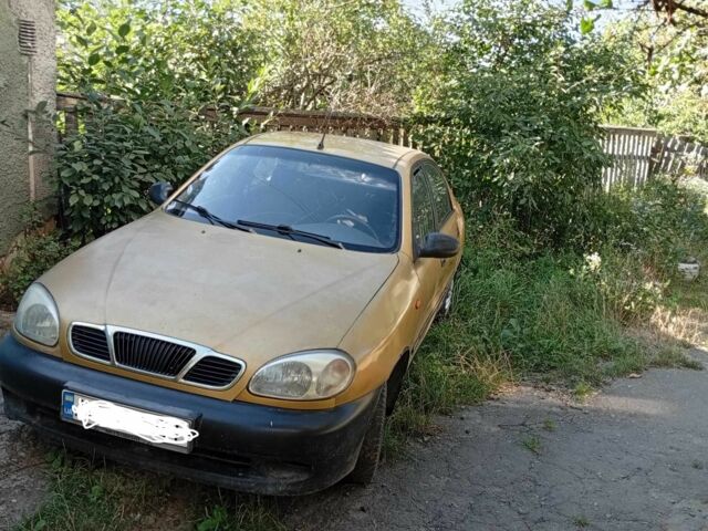 Желтый Дэу Сенс, объемом двигателя 1.3 л и пробегом 2 тыс. км за 60000 $, фото 5 на Automoto.ua