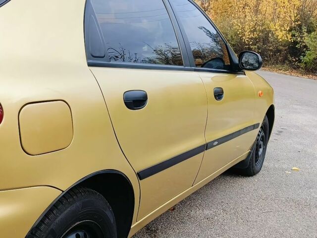 Жовтий Деу Сенс, об'ємом двигуна 1.5 л та пробігом 89 тис. км за 3200 $, фото 4 на Automoto.ua