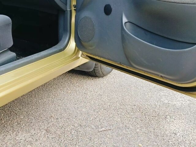 Жовтий Деу Сенс, об'ємом двигуна 1.5 л та пробігом 89 тис. км за 3200 $, фото 8 на Automoto.ua