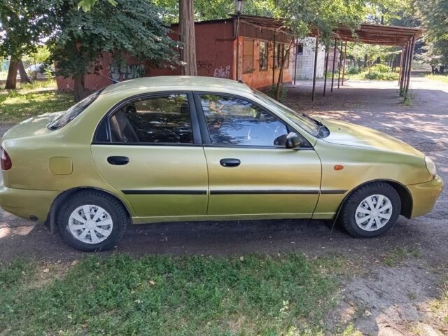 Желтый Дэу Сенс, объемом двигателя 1.4 л и пробегом 2 тыс. км за 1650 $, фото 3 на Automoto.ua