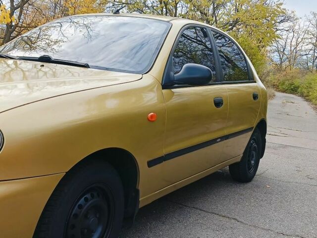 Жовтий Деу Сенс, об'ємом двигуна 1.5 л та пробігом 89 тис. км за 3200 $, фото 1 на Automoto.ua