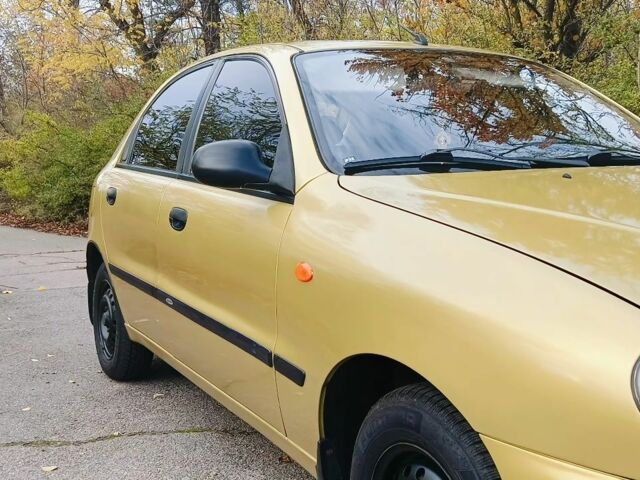 Жовтий Деу Сенс, об'ємом двигуна 1.5 л та пробігом 89 тис. км за 3200 $, фото 2 на Automoto.ua