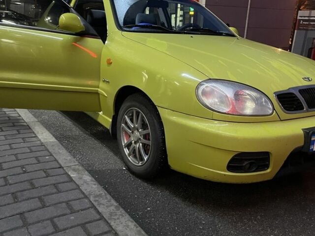 Желтый Дэу Сенс, объемом двигателя 1.6 л и пробегом 141 тыс. км за 4100 $, фото 2 на Automoto.ua