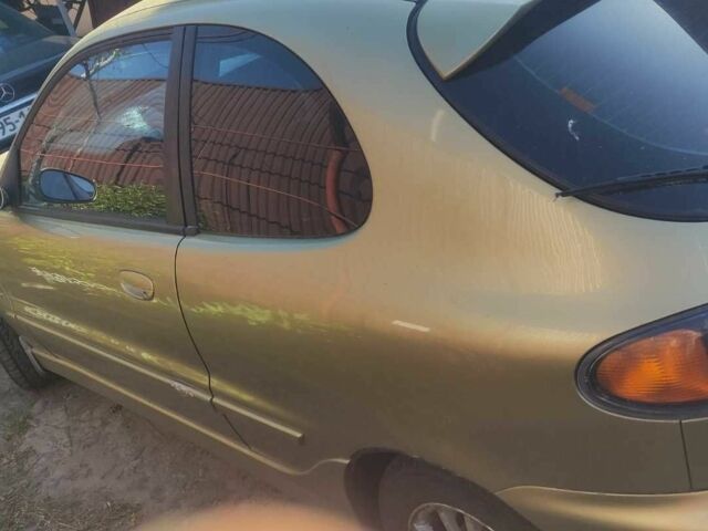 Желтый Дэу Сенс, объемом двигателя 1.6 л и пробегом 183 тыс. км за 3000 $, фото 4 на Automoto.ua