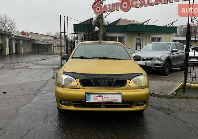 Желтый Дэу Сенс, объемом двигателя 1.3 л и пробегом 242 тыс. км за 2199 $, фото 1 на Automoto.ua