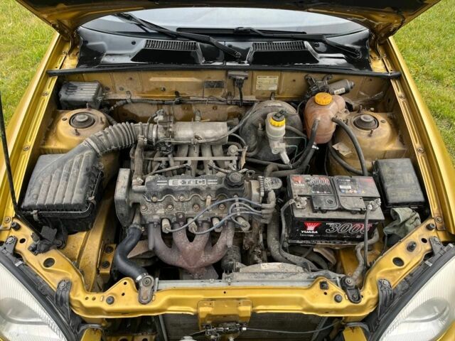 Желтый Дэу Сенс, объемом двигателя 1.5 л и пробегом 289 тыс. км за 1800 $, фото 7 на Automoto.ua