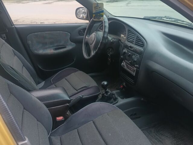 Жовтий Деу Сенс, об'ємом двигуна 1.5 л та пробігом 240 тис. км за 2300 $, фото 6 на Automoto.ua