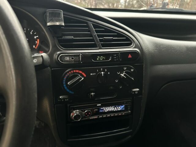 Желтый Дэу Сенс, объемом двигателя 1.5 л и пробегом 244 тыс. км за 2699 $, фото 13 на Automoto.ua