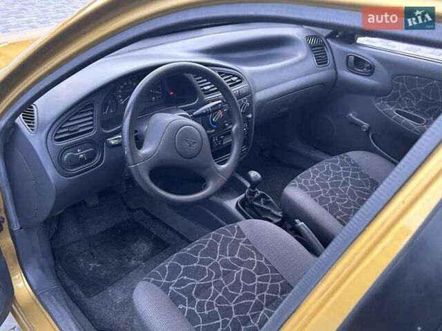 Жовтий Деу Сенс, об'ємом двигуна 1.3 л та пробігом 75 тис. км за 2500 $, фото 16 на Automoto.ua