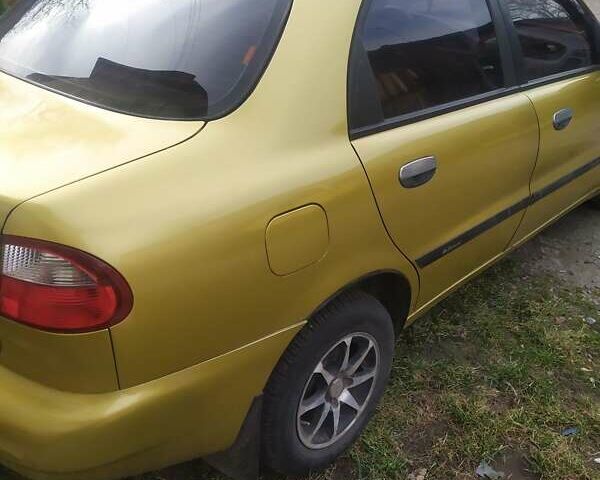 Желтый Дэу Сенс, объемом двигателя 1.3 л и пробегом 200 тыс. км за 1400 $, фото 5 на Automoto.ua