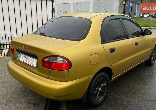 Желтый Дэу Сенс, объемом двигателя 1.3 л и пробегом 242 тыс. км за 2199 $, фото 3 на Automoto.ua