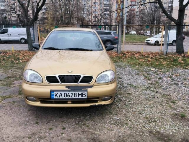Желтый Дэу Сенс, объемом двигателя 1.6 л и пробегом 250 тыс. км за 2700 $, фото 2 на Automoto.ua