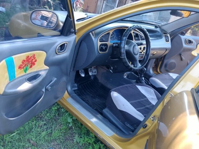 Жовтий Деу Сенс, об'ємом двигуна 1.3 л та пробігом 281 тис. км за 1334 $, фото 9 на Automoto.ua