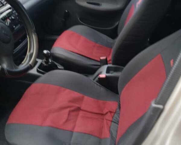 Желтый Дэу Сенс, объемом двигателя 1.3 л и пробегом 203 тыс. км за 1800 $, фото 8 на Automoto.ua
