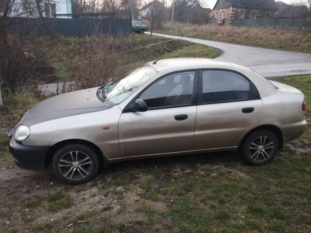 Жовтий Деу Сенс, об'ємом двигуна 1.5 л та пробігом 320 тис. км за 2000 $, фото 1 на Automoto.ua