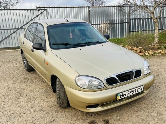 Желтый Дэу Сенс, объемом двигателя 1.3 л и пробегом 236 тыс. км за 1450 $, фото 3 на Automoto.ua