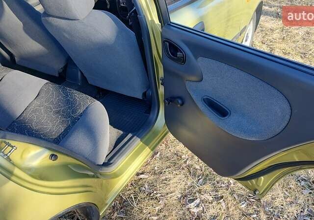 Желтый Дэу Сенс, объемом двигателя 1.3 л и пробегом 50 тыс. км за 2250 $, фото 9 на Automoto.ua
