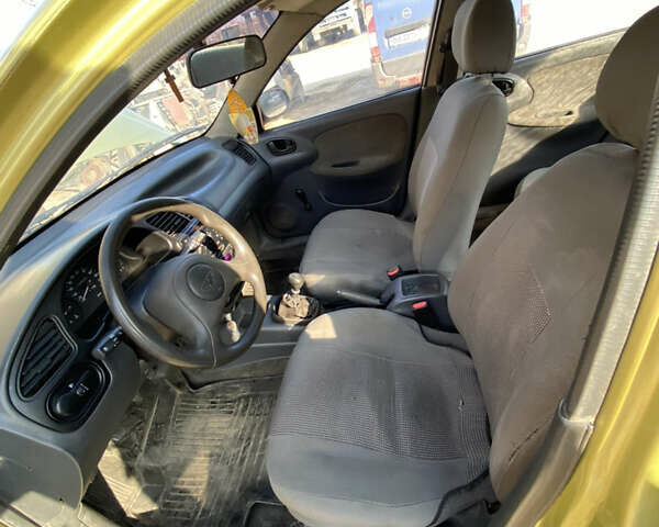 Желтый Дэу Сенс, объемом двигателя 1.3 л и пробегом 275 тыс. км за 1900 $, фото 24 на Automoto.ua