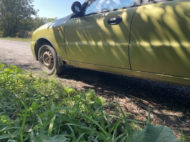 Деу Сенс 2006 у Новой Ушице на Automoto.ua Жовтий Деу Сенс, об'ємом двигуна 1.3 л та пробігом 168 тис. км за 900 $, фото 1 на Automoto.ua