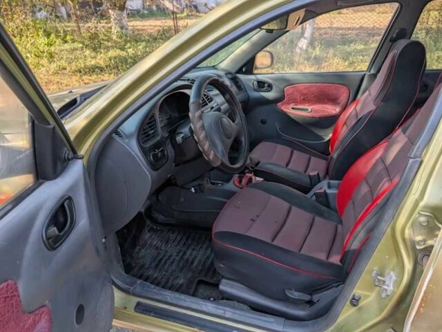 Жовтий Деу Сенс, об'ємом двигуна 1.3 л та пробігом 350 тис. км за 600 $, фото 4 на Automoto.ua