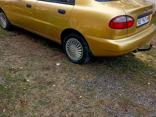 Желтый Дэу Сенс, объемом двигателя 1.3 л и пробегом 200 тыс. км за 1600 $, фото 3 на Automoto.ua