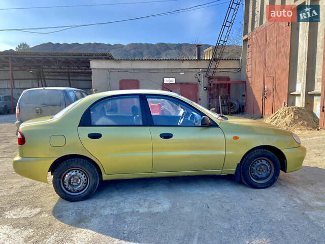 Желтый Дэу Сенс, объемом двигателя 1.3 л и пробегом 275 тыс. км за 1900 $, фото 2 на Automoto.ua