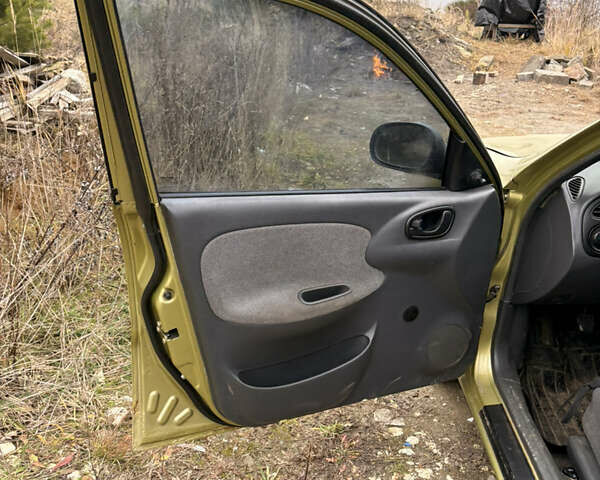 Желтый Дэу Сенс, объемом двигателя 1.3 л и пробегом 154 тыс. км за 1800 $, фото 10 на Automoto.ua