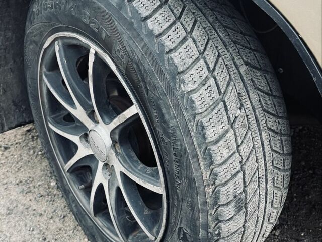 Желтый Дэу Сенс, объемом двигателя 1.3 л и пробегом 236 тыс. км за 1450 $, фото 7 на Automoto.ua