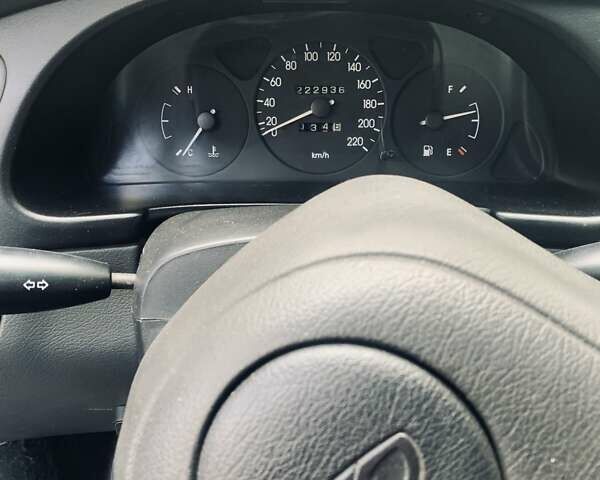 Желтый Дэу Сенс, объемом двигателя 1.3 л и пробегом 223 тыс. км за 2300 $, фото 9 на Automoto.ua