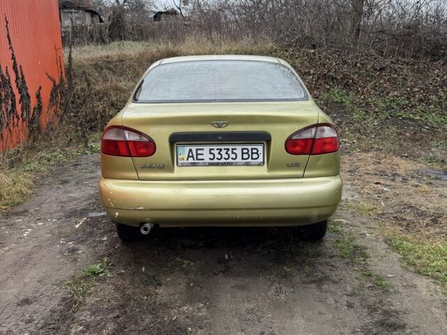 Желтый Дэу Сенс, объемом двигателя 1.3 л и пробегом 220 тыс. км за 1150 $, фото 1 на Automoto.ua