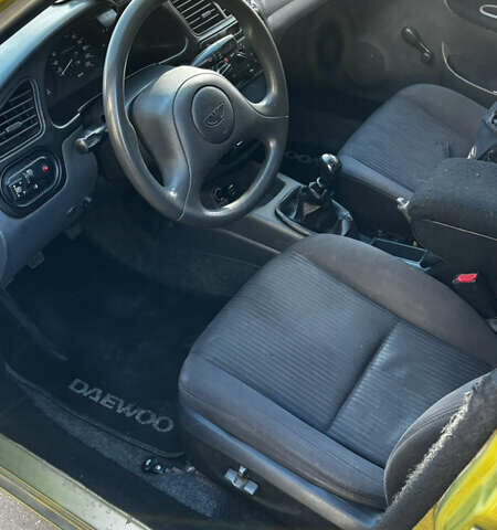 Желтый Дэу Сенс, объемом двигателя 1.3 л и пробегом 228 тыс. км за 2300 $, фото 7 на Automoto.ua