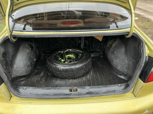 Желтый Дэу Сенс, объемом двигателя 1.5 л и пробегом 250 тыс. км за 1250 $, фото 6 на Automoto.ua