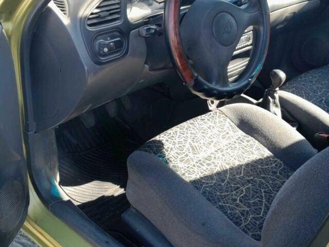 Желтый Дэу Сенс, объемом двигателя 1.3 л и пробегом 142 тыс. км за 1800 $, фото 9 на Automoto.ua