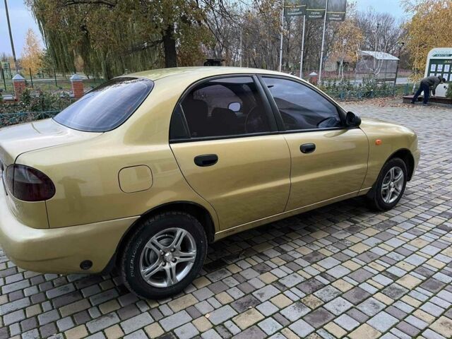 Жовтий Деу Сенс, об'ємом двигуна 1.5 л та пробігом 309 тис. км за 2000 $, фото 4 на Automoto.ua