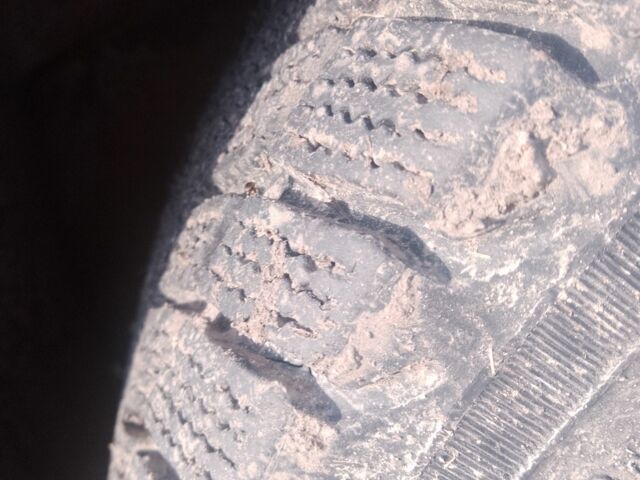 Желтый Дэу Сенс, объемом двигателя 1.4 л и пробегом 300 тыс. км за 1300 $, фото 2 на Automoto.ua