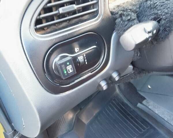 Желтый Дэу Сенс, объемом двигателя 0 л и пробегом 206 тыс. км за 2350 $, фото 1 на Automoto.ua