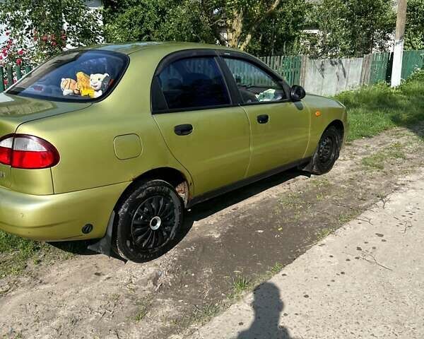 Желтый Дэу Сенс, объемом двигателя 1.4 л и пробегом 295 тыс. км за 1600 $, фото 5 на Automoto.ua