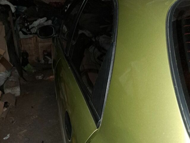 Желтый Дэу Сенс, объемом двигателя 1.5 л и пробегом 240 тыс. км за 900 $, фото 4 на Automoto.ua