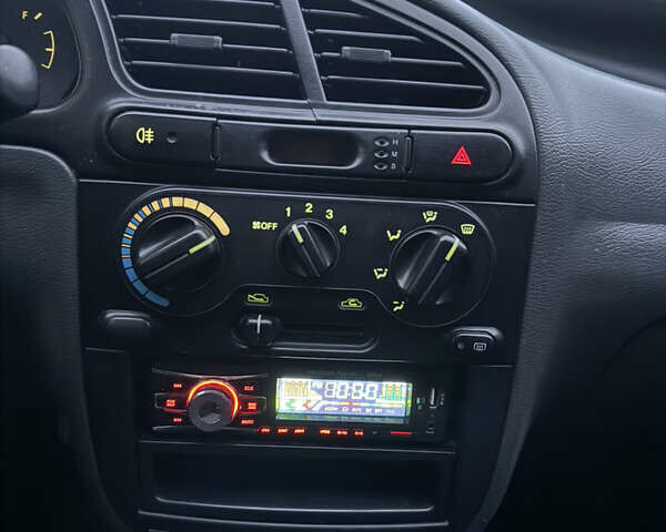 Жовтий Деу Сенс, об'ємом двигуна 1.3 л та пробігом 77 тис. км за 1299 $, фото 13 на Automoto.ua