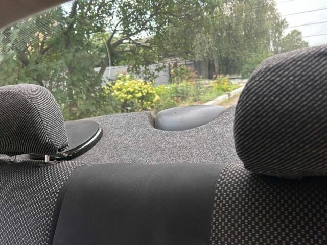 Желтый Дэу Сенс, объемом двигателя 1.5 л и пробегом 247 тыс. км за 3200 $, фото 3 на Automoto.ua