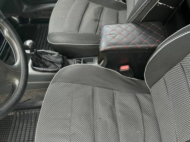 Желтый Дэу Сенс, объемом двигателя 1.5 л и пробегом 247 тыс. км за 3200 $, фото 2 на Automoto.ua